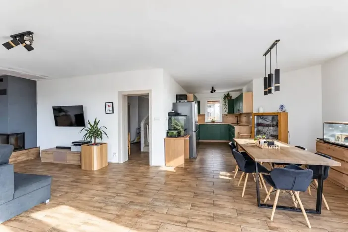 Prodej rodinného domu, Běrunice, Spojovací, 140 m2