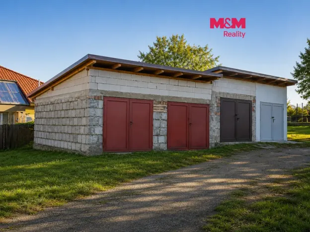 Prodej garáže, Chrudim - Medlešice, 25 m2