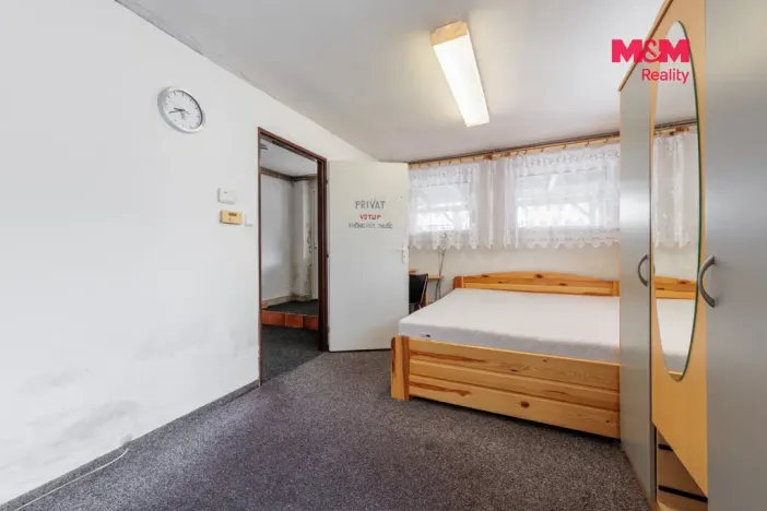 Pronájem obchodního prostoru, Kraslice, B. Smetany, 91 m2