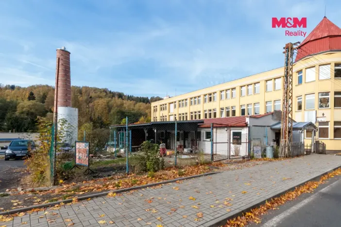 Pronájem obchodního prostoru, Kraslice, B. Smetany, 91 m2