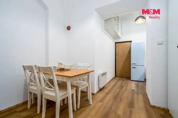 Prodej bytu 1+kk, Praha - Holešovice, Ortenovo náměstí, 37 m2