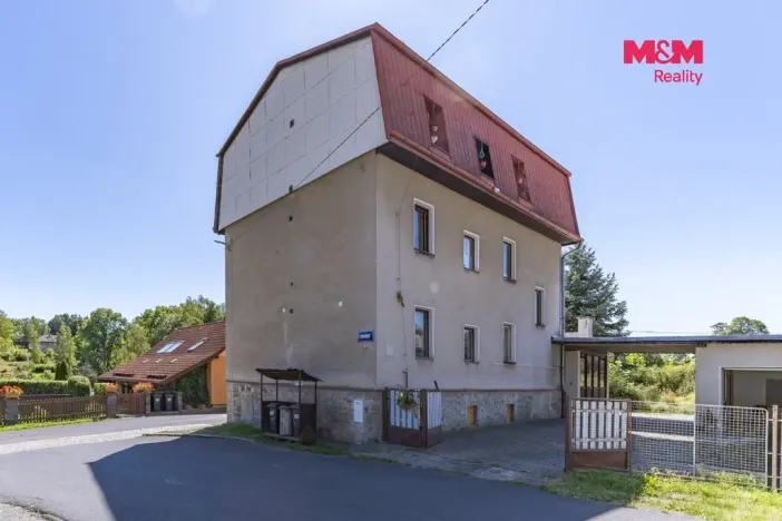 Prodej bytu 3+1, Hranice, Tovární, 61 m2