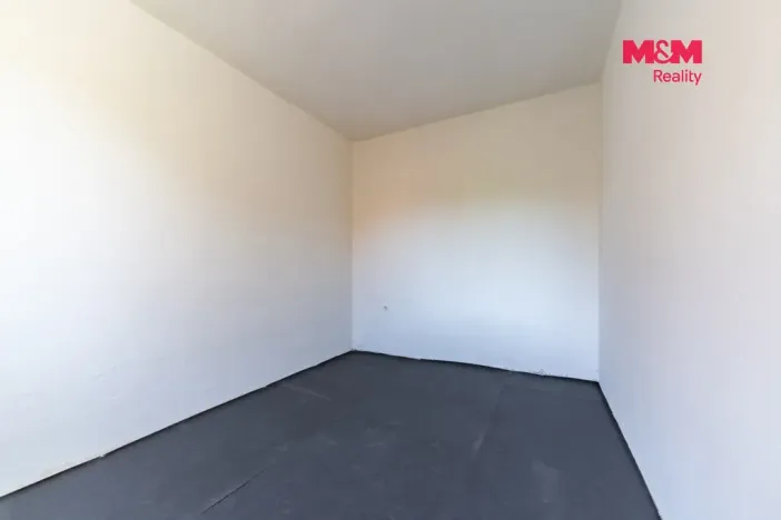 Prodej bytu 3+1, Hranice, Tovární, 61 m2