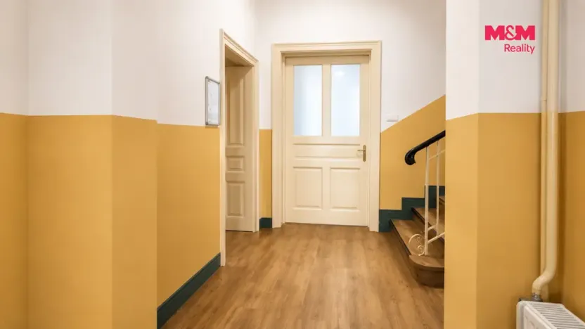 Pronájem kanceláře, Třinec - Staré Město, 1. máje, 99 m2