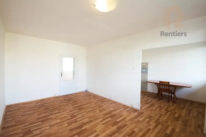 Pronájem bytu 3+1, Praha - Prosek, Veltruská, 59 m2
