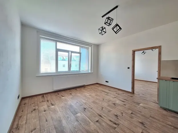 Pronájem bytu 2+kk, Praha - Břevnov, Bělohorská, 50 m2