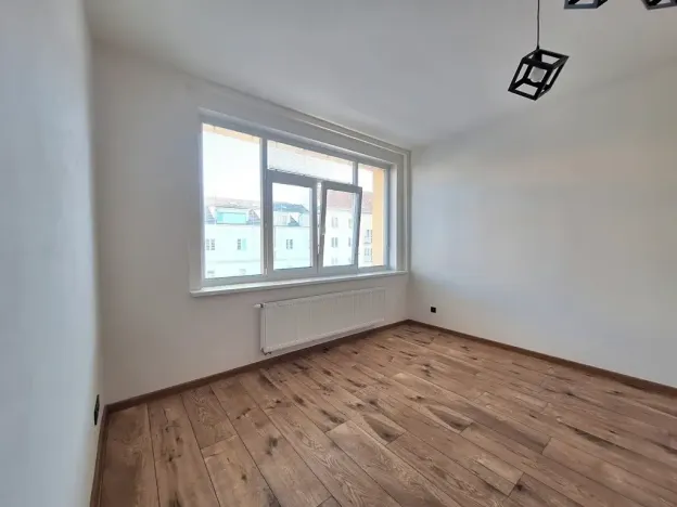 Pronájem bytu 2+kk, Praha - Břevnov, Bělohorská, 50 m2