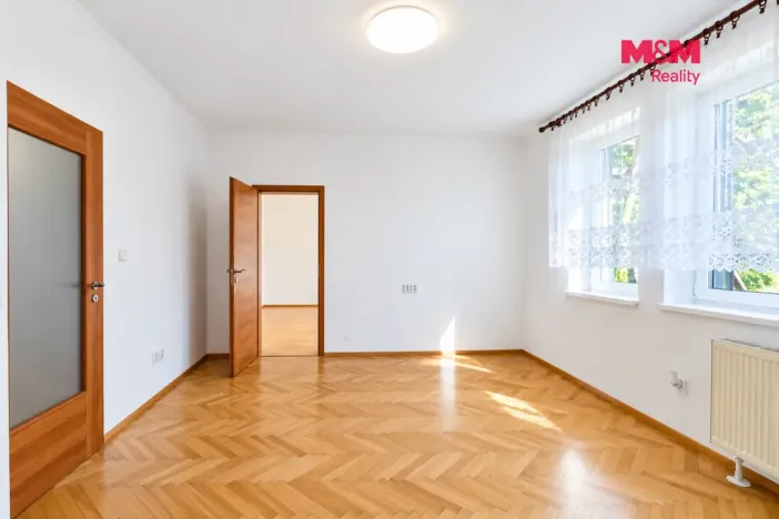 Pronájem bytu 3+1, Praha - Břevnov, Za oborou, 73 m2