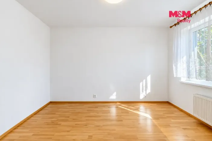 Pronájem bytu 3+1, Praha - Břevnov, Za oborou, 73 m2
