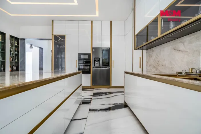 Prodej rodinného domu, Jirny, Modřínová, 400 m2