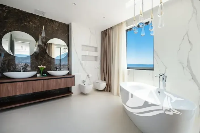 Prodej vily, Podstrana, Chorvatsko, 390 m2