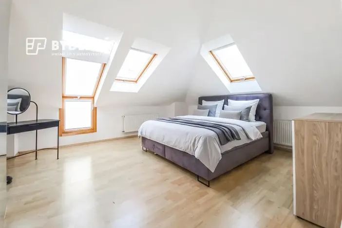 Pronájem bytu 4+1, Teplice, Potěminova, 160 m2