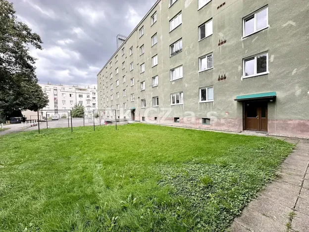 Pronájem bytu 3+1, Praha - Vinohrady, Pod Rapidem, 57 m2