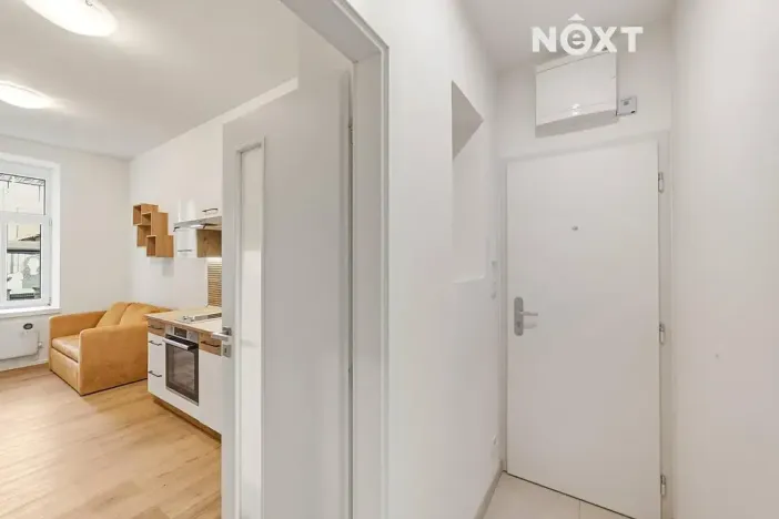 Pronájem bytu 2+kk, Praha - Vysočany, Kolmá, 34 m2
