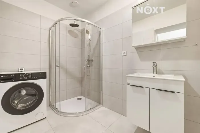 Pronájem bytu 2+kk, Praha - Vysočany, Kolmá, 34 m2