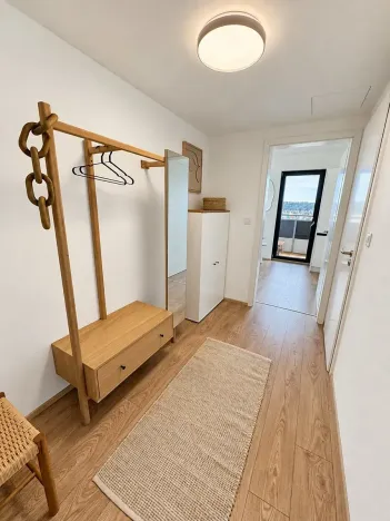 Pronájem bytu 2+kk, Brno, Bratislavská, 52 m2