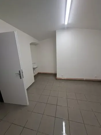 Pronájem obchodního prostoru, Plzeň, Stehlíkova, 67 m2
