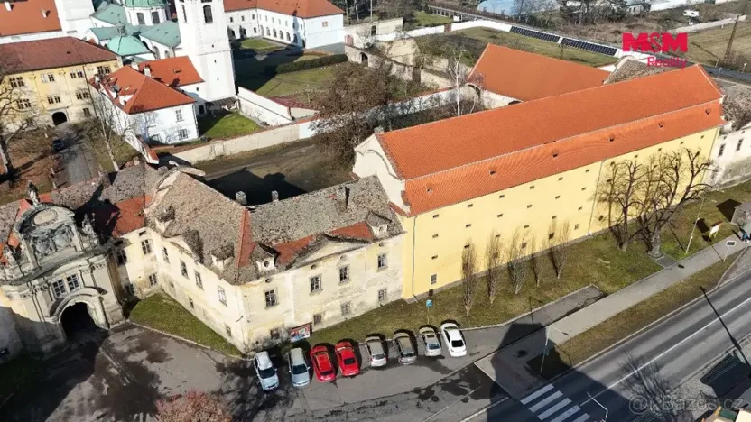 Prodej historického objektu, Doksany, 1751 m2