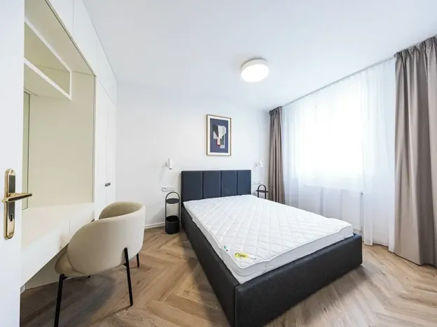 Pronájem bytu 2+kk, Praha - Vinohrady, Sázavská, 43 m2