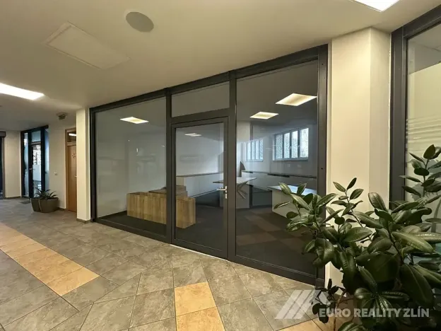 Pronájem kanceláře, Zlín, Zarámí, 46 m2
