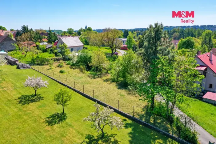 Prodej pozemku pro bydlení, Kvášňovice, 745 m2