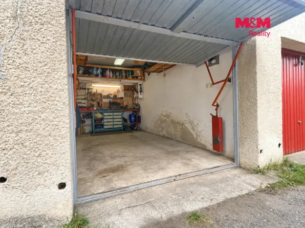 Pronájem garáže, Tábor, Náchodská, 18 m2