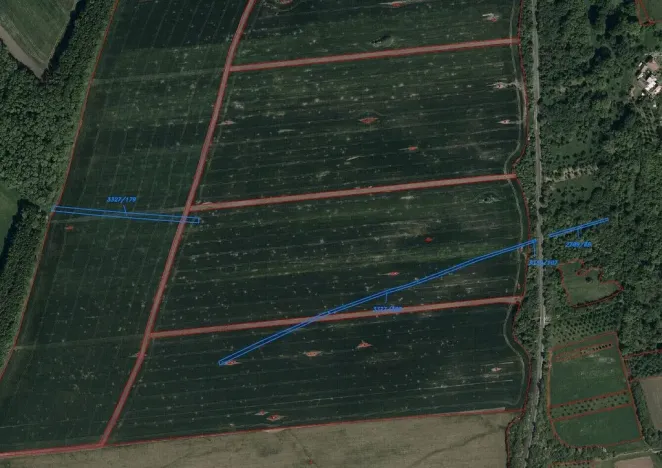 Prodej pozemku, 9751 m², Velká nad Veličkou