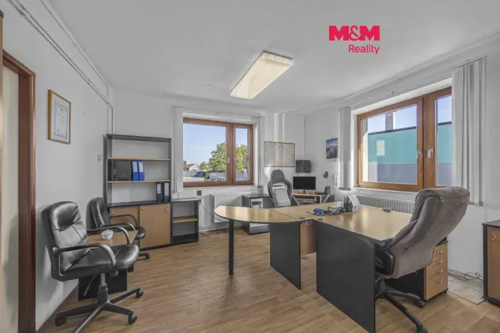 Pronájem pozemku, 145 m², Koutníkova, Hradec Králové, Plotiště nad Labem