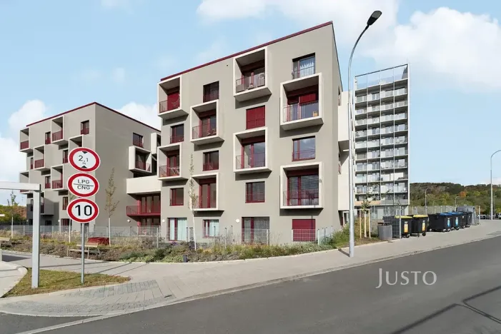 Pronájem bytu 2+kk, Brno, Pod Kavkami, 47 m2