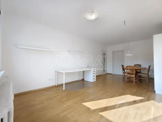Pronájem bytu 2+1, Praha - Malešice, Káranská, 53 m2