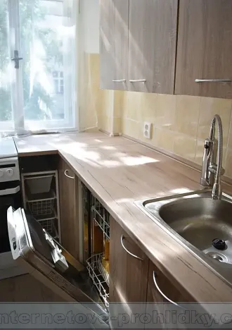 Pronájem bytu 2+1, Hranice, 57 m2