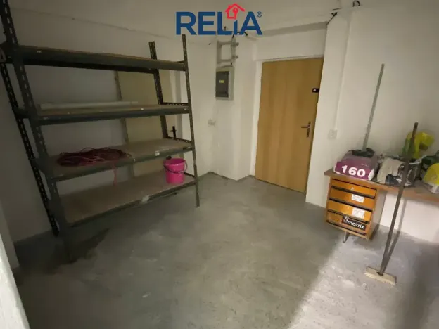 Pronájem obchodního prostoru, Liberec, Nitranská, 70 m2