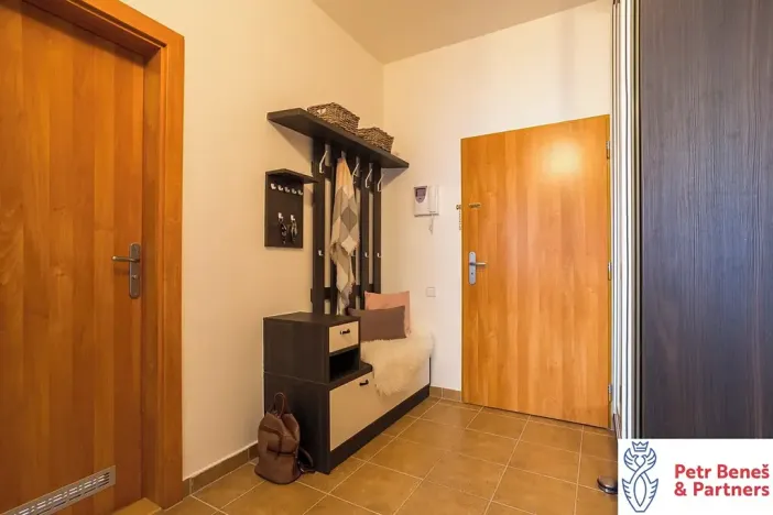 Pronájem bytu 2+kk, Slaný, Kybalova, 50 m2