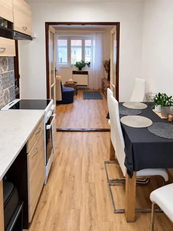 Pronájem bytu 2+1, Pardubice, Dašická, 55 m2