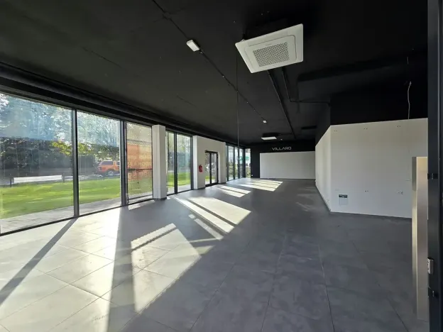 Pronájem obchodního prostoru, Říčany, Duhová, 281 m2