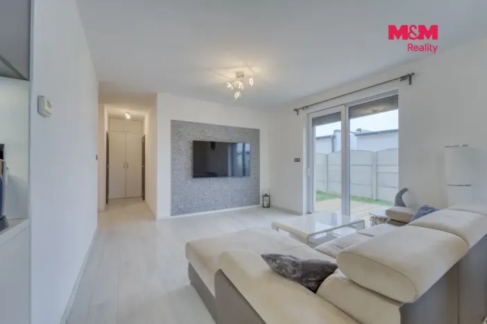 Prodej bytu 3+kk, Vochov, 85 m2