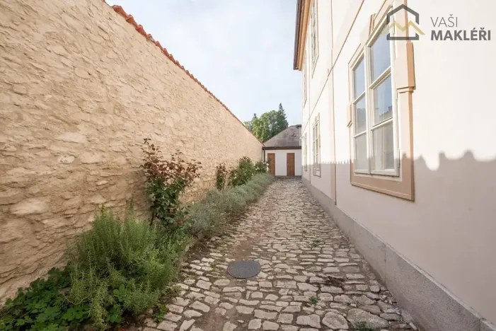 Prodej bytu 2+kk, Kutná Hora, náměstí Národního odboje, 73 m2