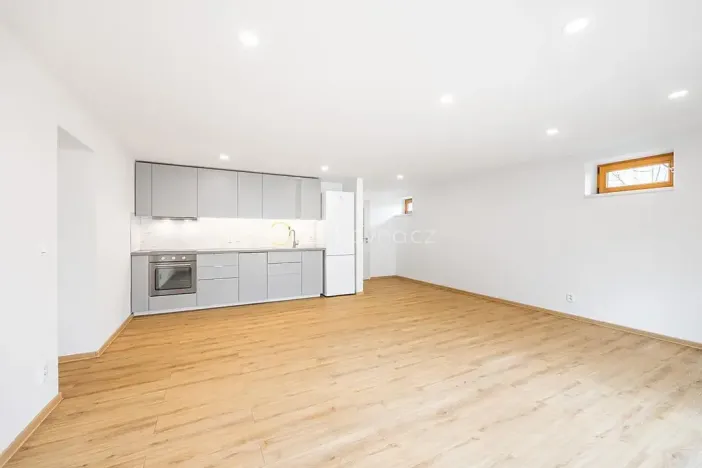 Pronájem bytu 2+kk, Praha - Lhotka, K Novému dvoru, 64 m2