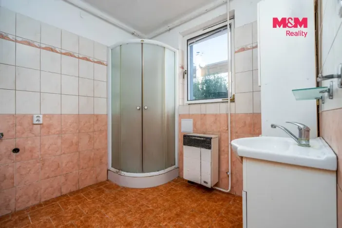 Prodej rodinného domu, Chlumec nad Cidlinou - Chlumec nad Cidlinou IV, Kozelkova, 130 m2