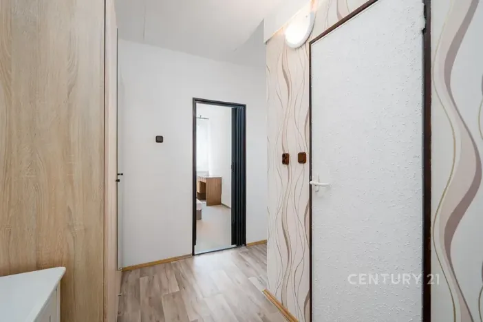 Pronájem bytu 2+kk, Teplice, V závětří, 41 m2