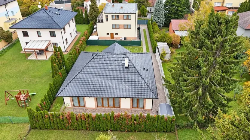 Prodej rodinného domu, Praha - Hostavice, Staňkovská, 167 m2