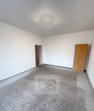 Prodej bytu 3+1, Karlovy Vary, Majakovského, 103 m2