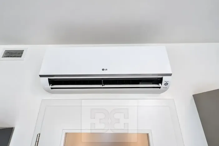 Pronájem bytu 1+kk, Praha - Hloubětín, Poděbradská, 32 m2