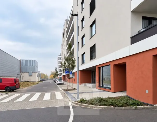 Pronájem garáže, Praha - Letňany, Vyletalova, 15 m2