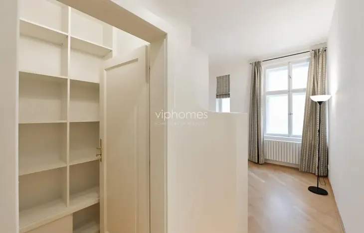 Pronájem bytu 4+kk, Praha - Nové Město, Odborů, 100 m2