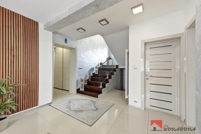 Prodej rodinného domu, Štětí, 180 m2