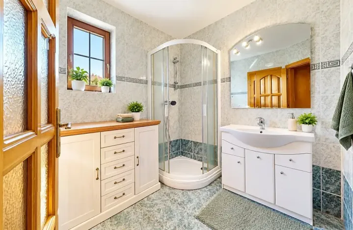 Prodej rodinného domu, Káraný, 180 m2
