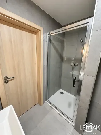 Pronájem bytu 1+kk, Olomouc, Varšavské nám., 35 m2