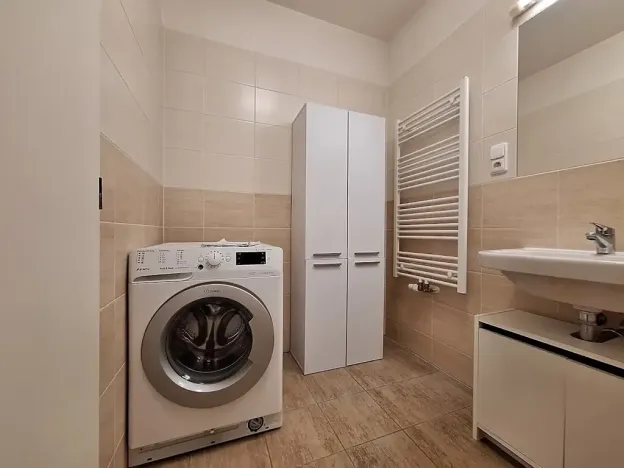 Pronájem bytu 3+kk, Praha - Libeň, Davídkova, 69 m2