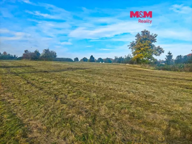 Prodej stavebního pozemku, 9359 m², Dolní Pertoltice